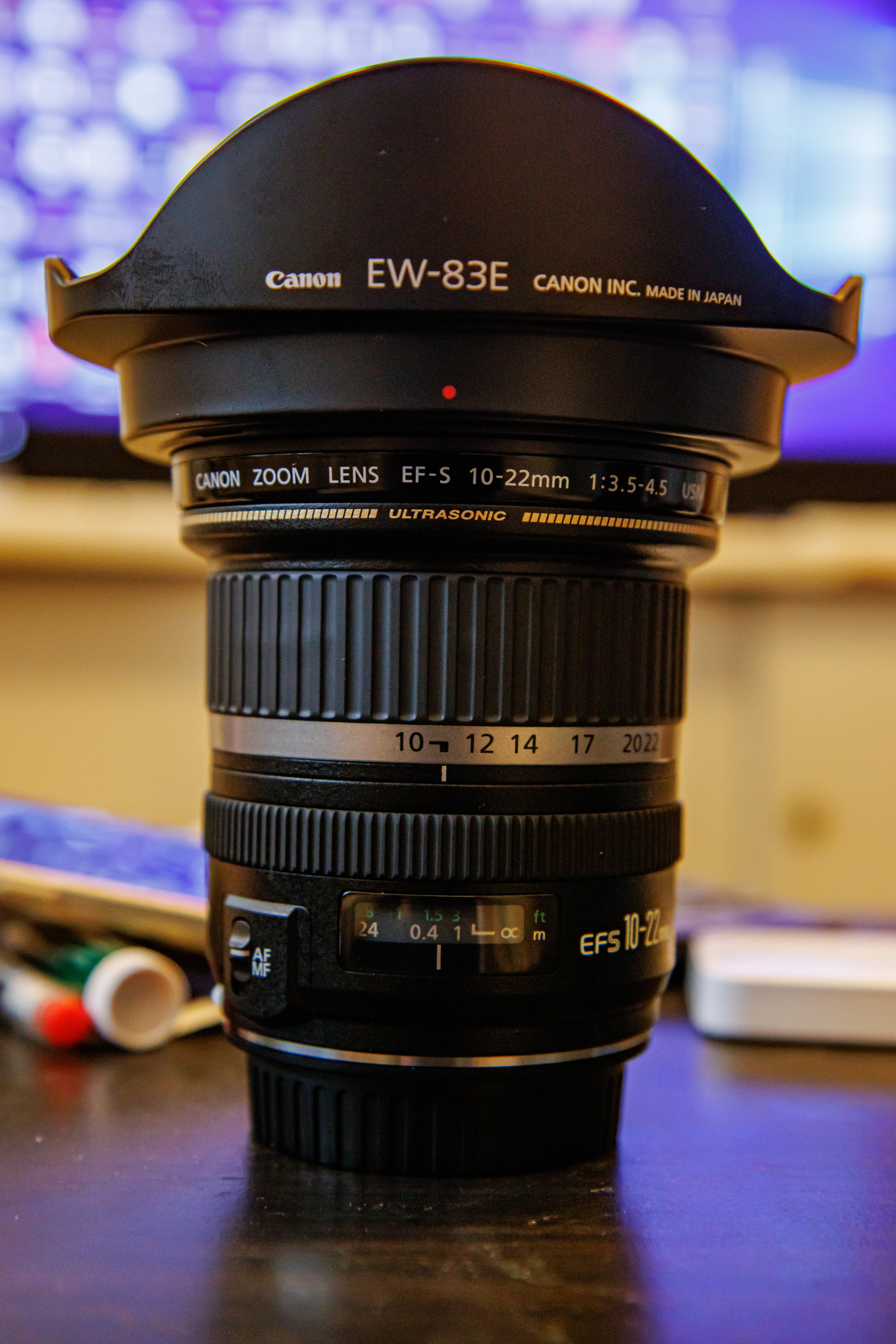 Canon EF-S 10-22 mm f/3.5-4.5 USM view 2