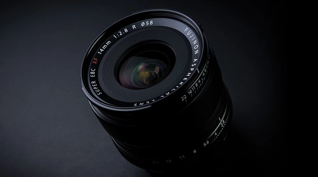 Fujifilm Fujinon XF 14 mm f/2.8 R view 2
