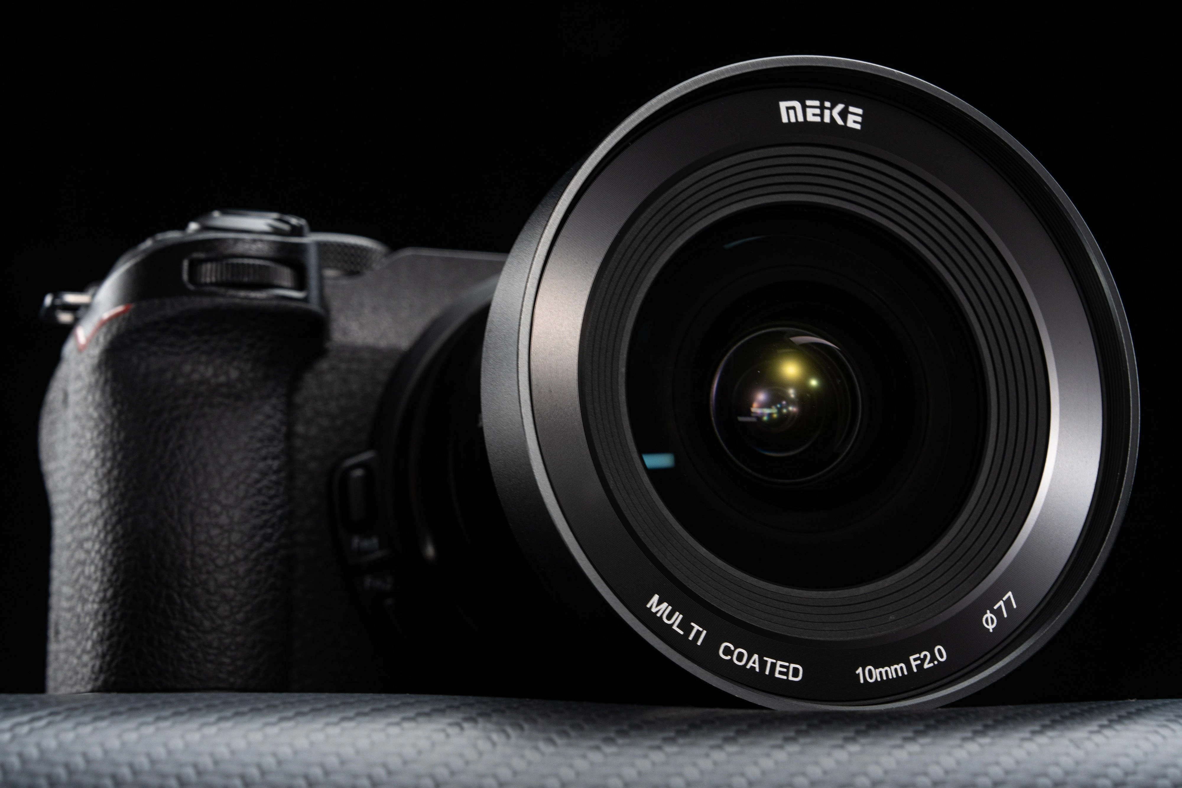 Meike 10 mm f/2.0
