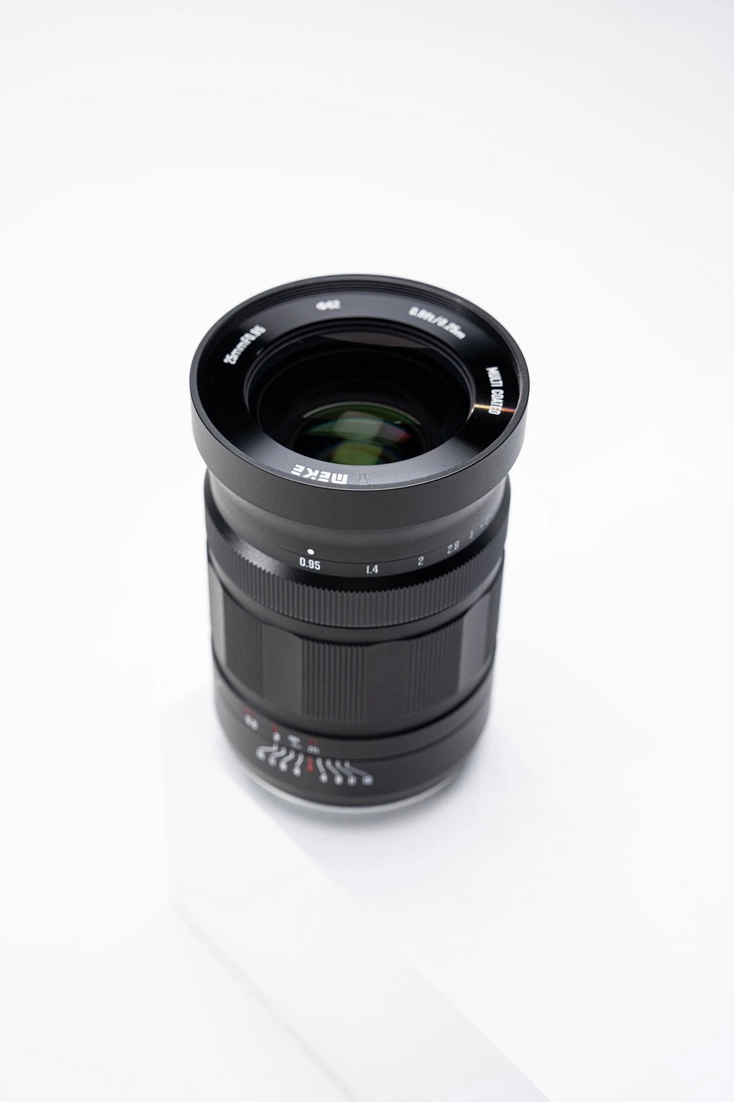 Lens image 3