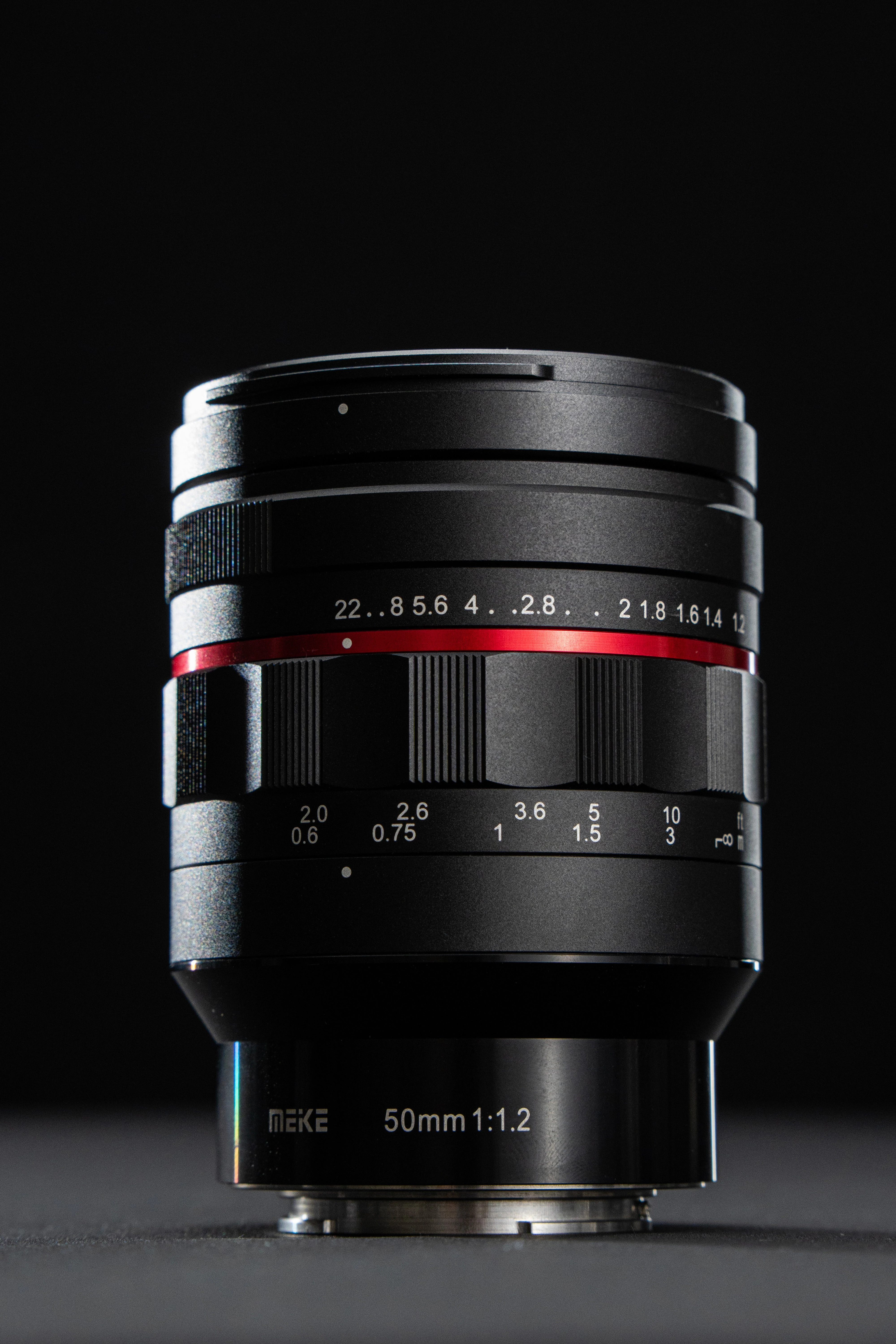 Meike 50 mm f/1.2