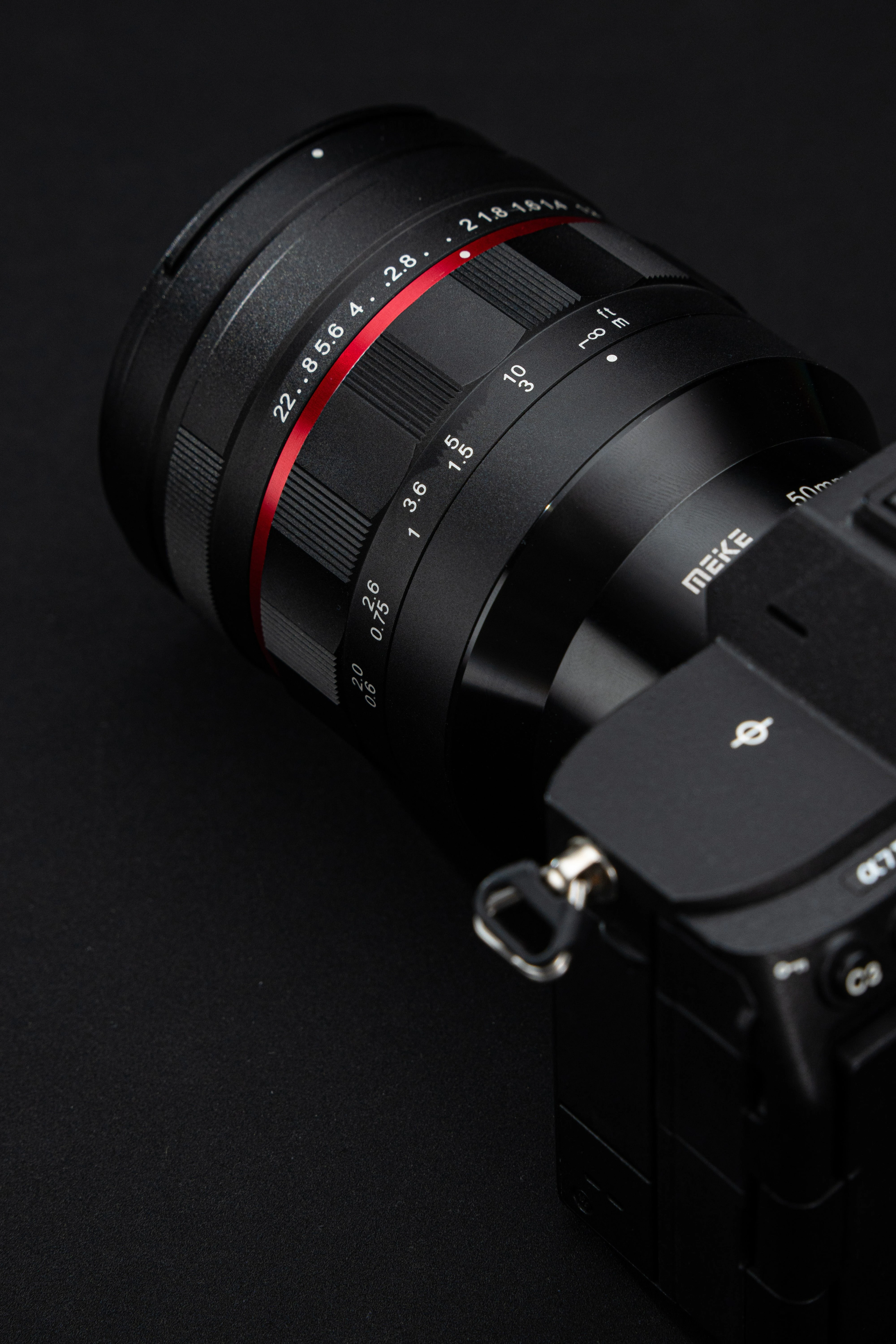 Lens image 3