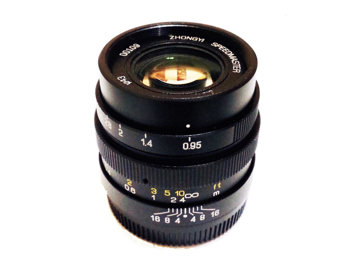 Mitakon Speedmaster 25 mm f/0.95