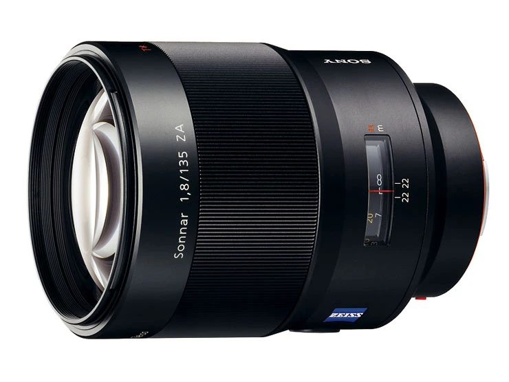 Sony Carl Zeiss Sonnar T* 135 mm f/1.8