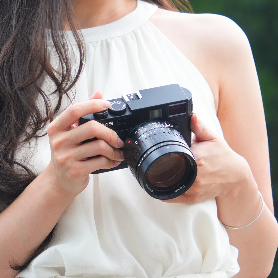 Lens image 2