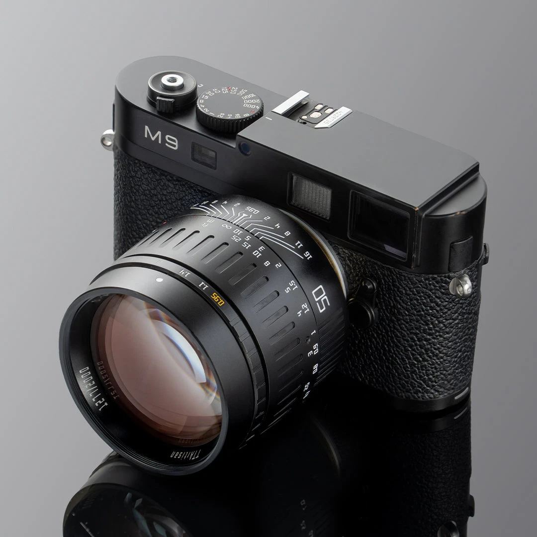 Lens image 3