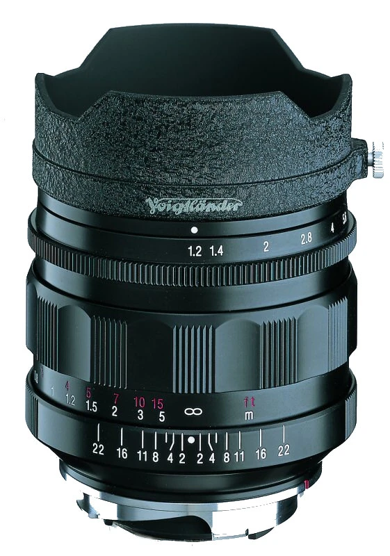 Voigtlander Nokton 35 mm f/1.2