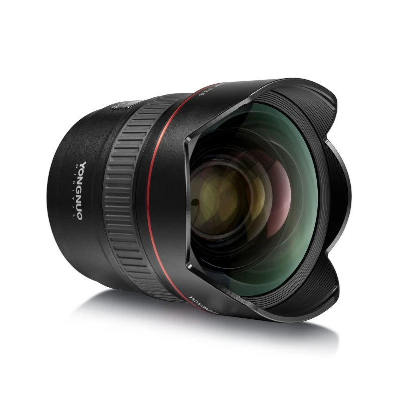 Yongnuo YN 14 mm f/2.8 view 2